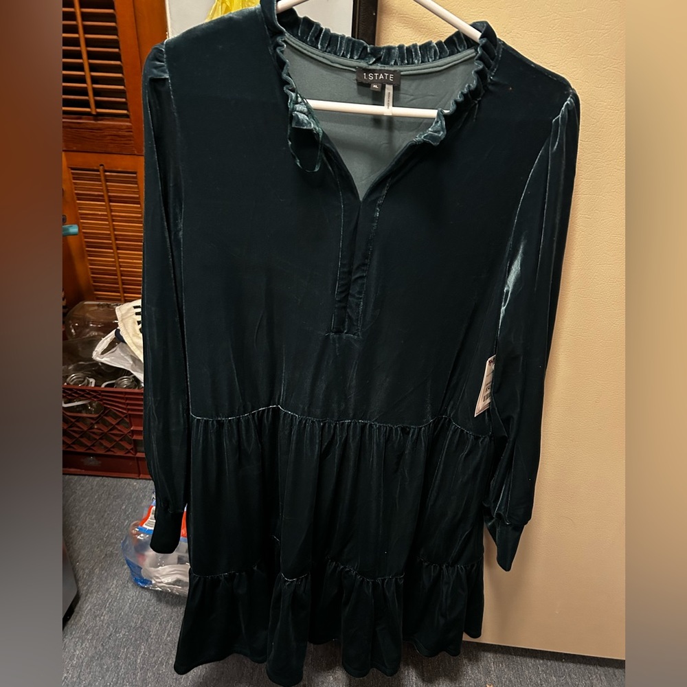 NEVER WORN! Emerald green dress